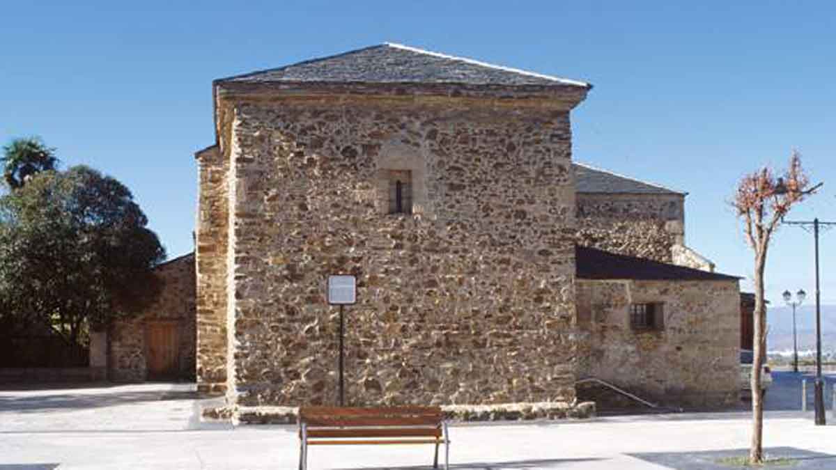 Iglesia de Santo Tomás de las Ollas.
