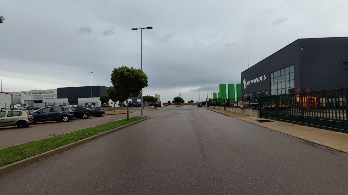 Vista del polígono industrial de Santa María del Páramo. | A. R. Vista del polígono industrial de Santa María del Páramo. | A. R.