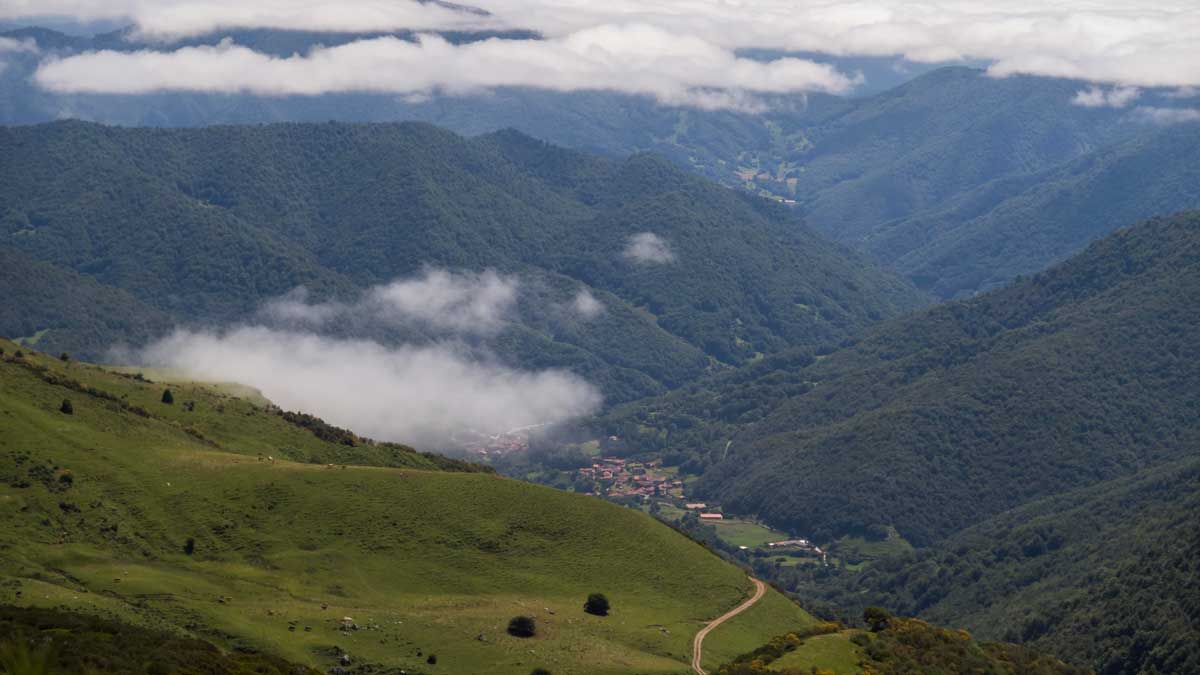 Picos de Europa en León. | EDUARDO MARGARETO / ICAL