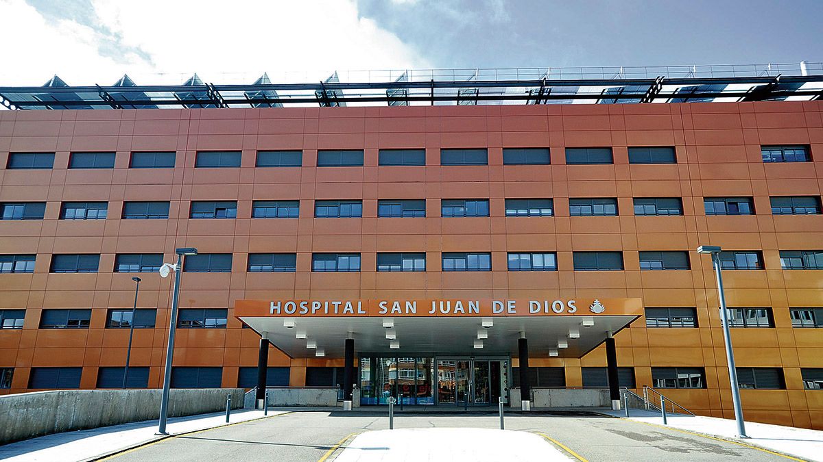 El Hospital San Juan de Dios de León fue incluido en la red asistencial pública de Castilla y León en 2019. | SAÚL ARÉN