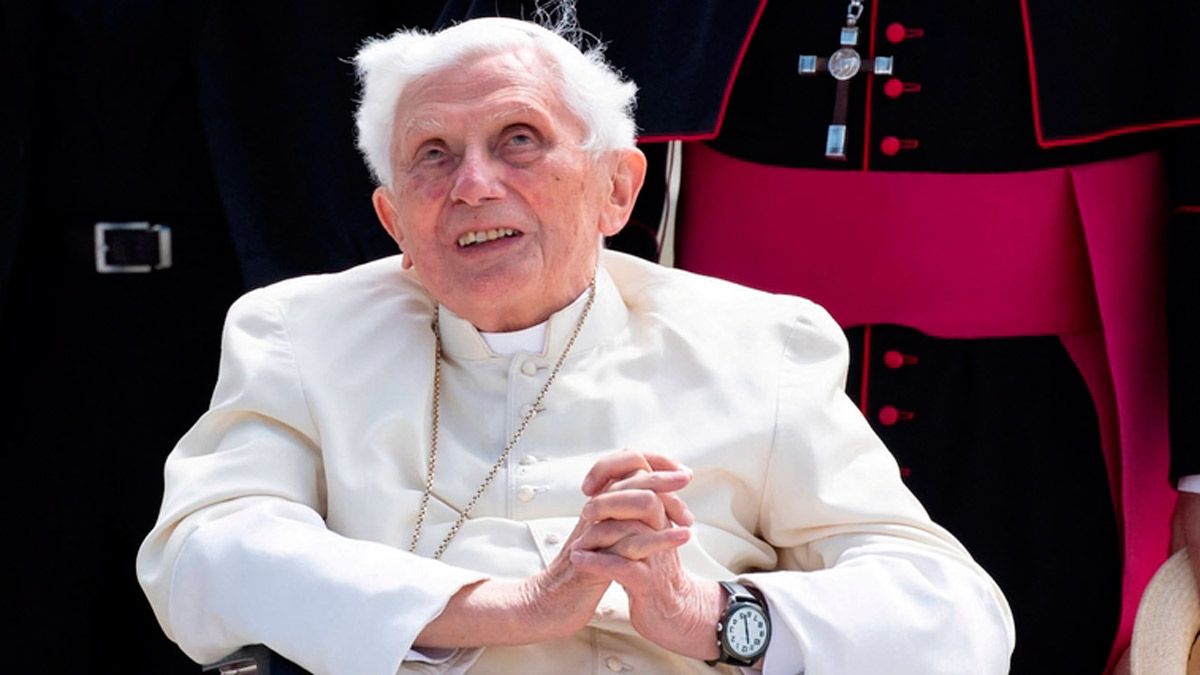 El papá emérito Benedicto XVI en una de sus últimas imágenes. | EUROPA PRESS