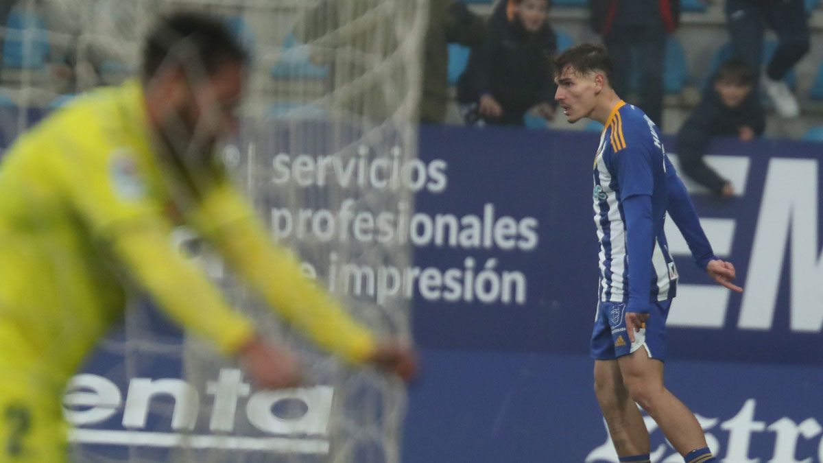 Hugo Vallejo celebra su gol frente al Villarreal B. | SDP