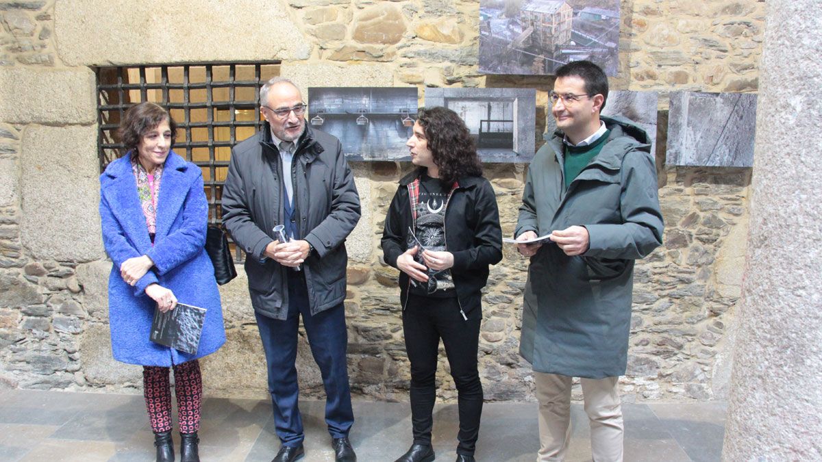 Apertura de la muestra que pueden verse en el Museo del Bierzo. Apertura de la muestra que pueden verse en el Museo del Bierzo.