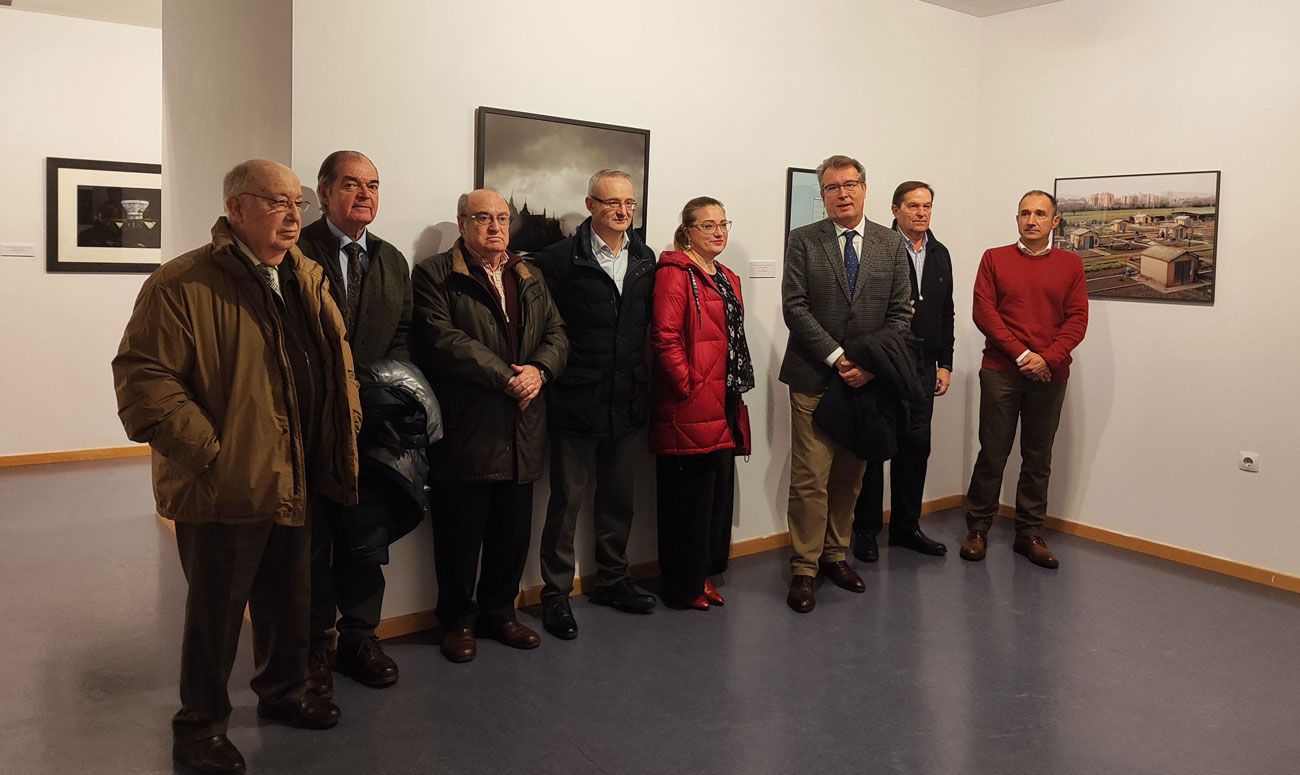 Inauguración de las exposiciones en Ponferrada.