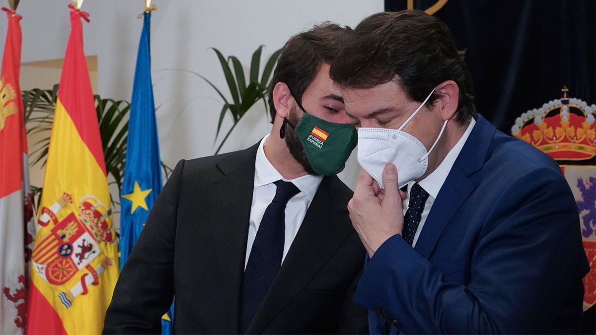 Imagen de archivo reciente del presidente (PP), Alfonso Fernández Mañueco, y el vicepresidente (Vox), Juan García Gallardo, de la Junta de Castilla y León | ICAL Imagen de archivo reciente del presidente (PP), Alfonso Fernández Mañueco, y el vicepresidente (Vox), Juan García Gallardo, de la Junta de Castilla y León | ICAL