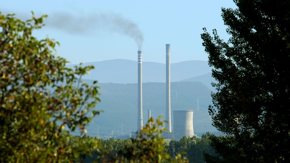 Las torres ya tienen fecha para acabar su vida en Cubillos. | ICAL