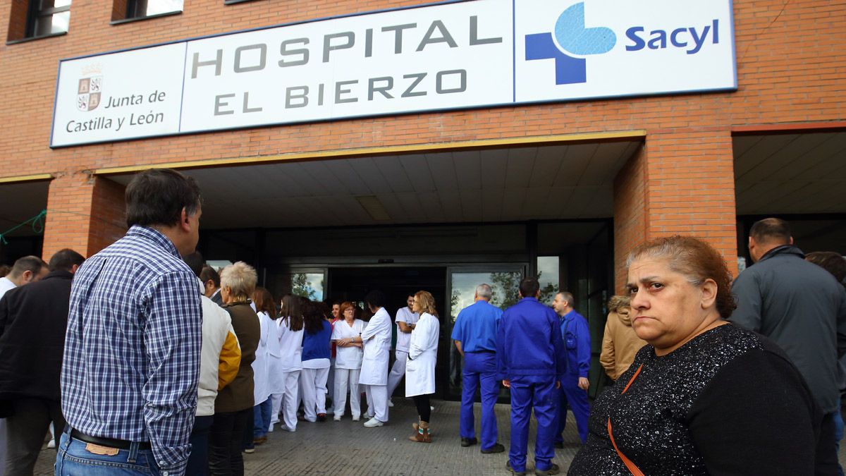 Hospital El Bierzo, donde se realizarán las movilizaciones.