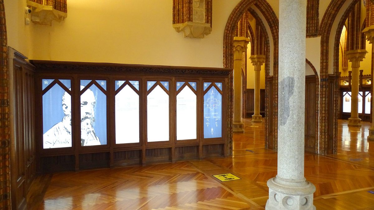 Imagen de la musealización de la planta noble del Palacio de Gaudí.
