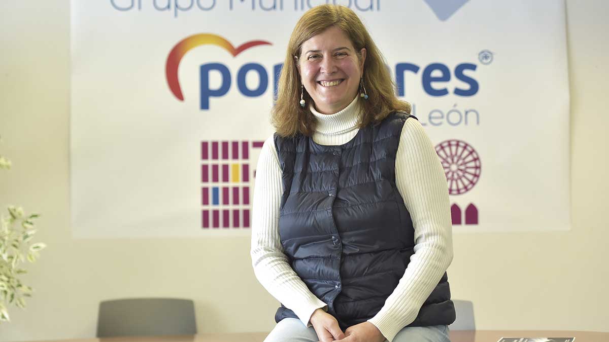 Margarita Torres, candidata del PP a la Alcaldía de León, durante la entrevista, | SAÚL ARÉN