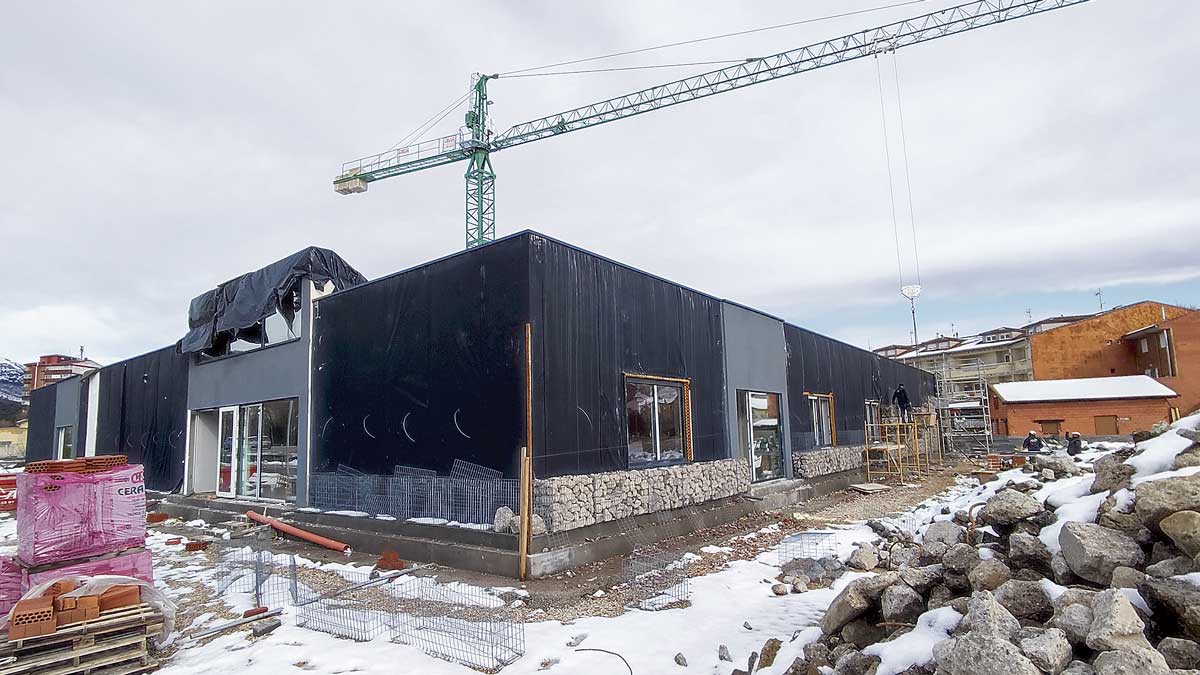 En la fotografía, imagen de las obras del nuevo centro de salud de La Robla. | L.N.C.