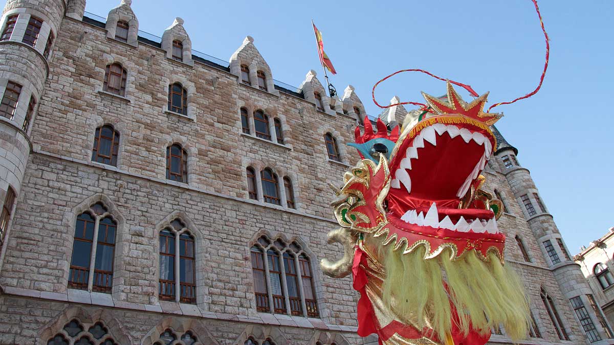 Una celebración de la comunidad china en León, en una imagen de archivo. | PEIO GARCÍA / ICAL