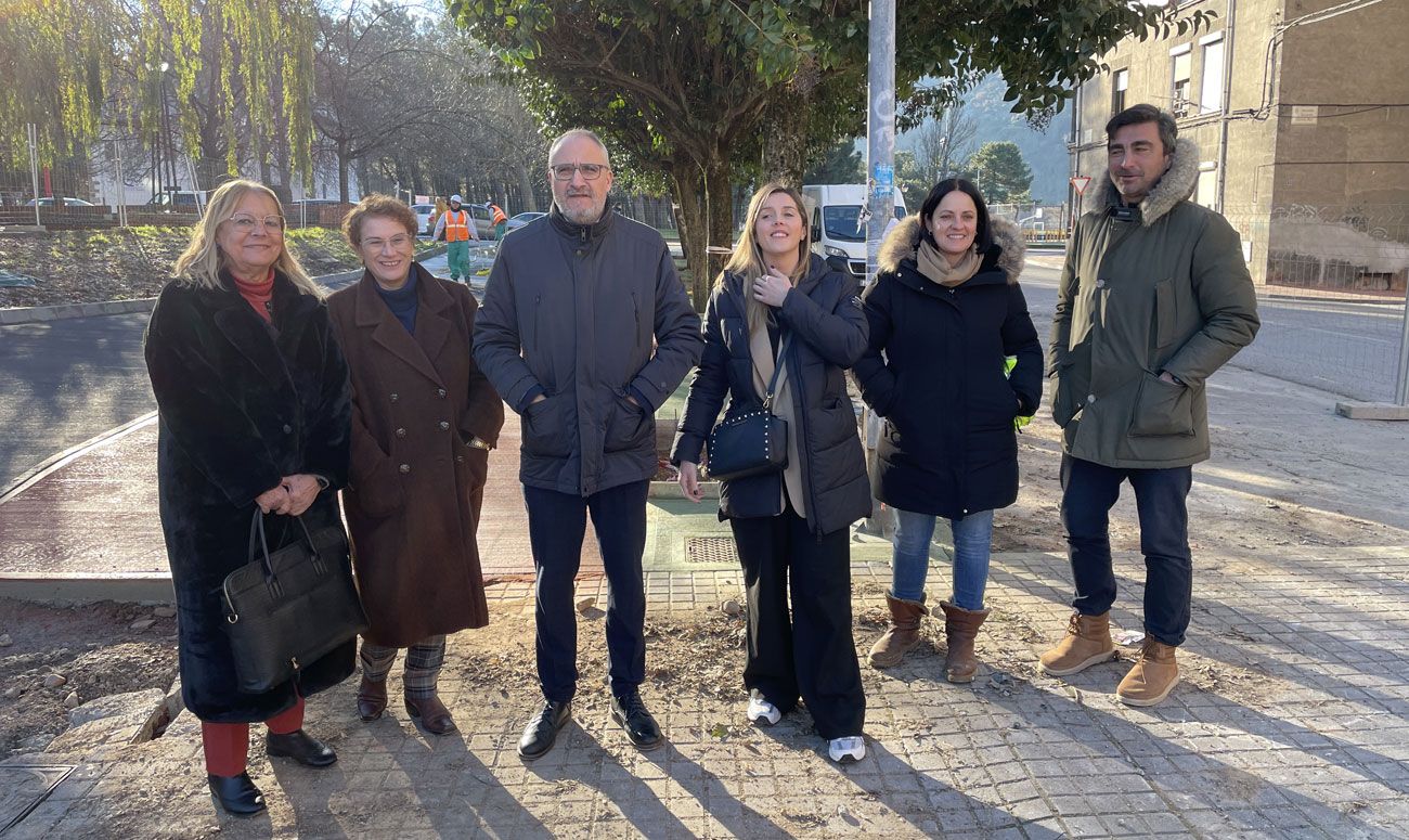 Visita a las obras de la plaza del Diamante de Ponferrada. | Javier Fernández