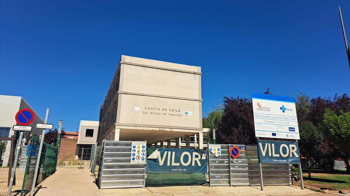 Trabajos de rehabilitación en el Centro de Salud de Pinilla. | L.N.C.