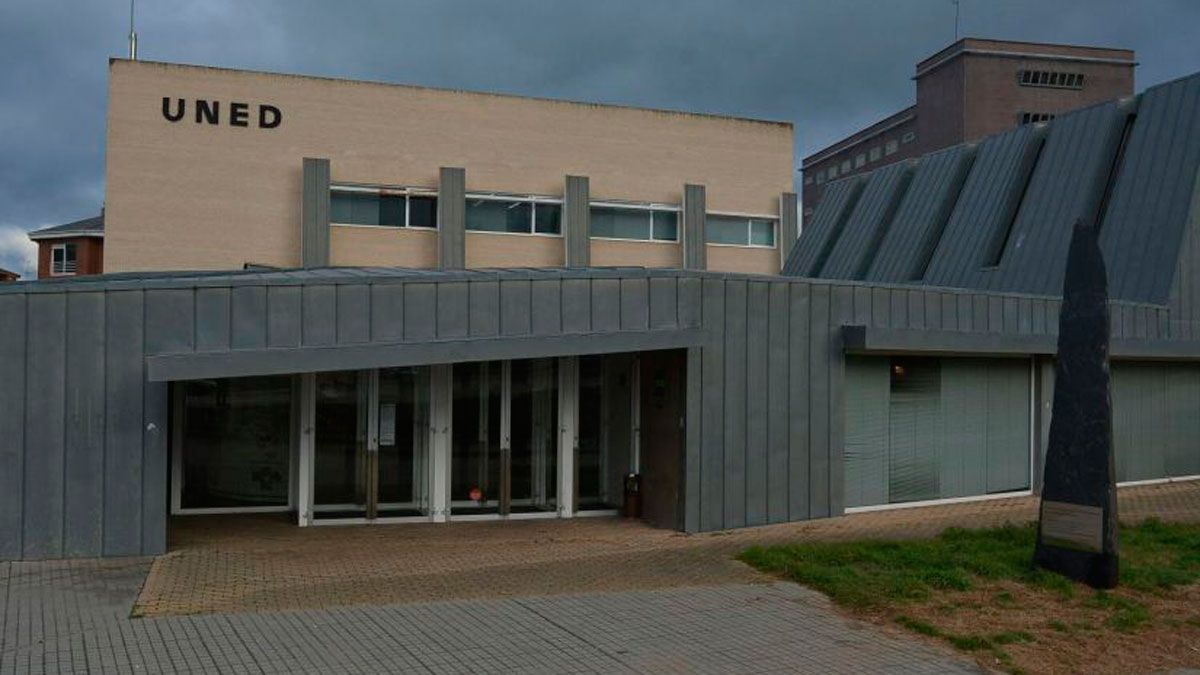 Sede de la UNED en Ponferrada.