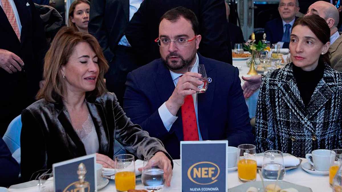 Adrián Barbón en el foro de Nueva Economía. | EP Adrián Barbón en el foro de Nueva Economía. | EP