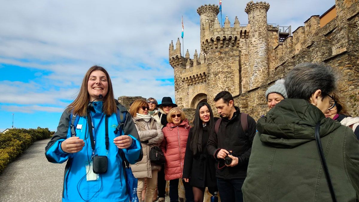 Visita guiada para celebrar el aniversario de Guías Bierzo. Visita guiada para celebrar el aniversario de Guías Bierzo.