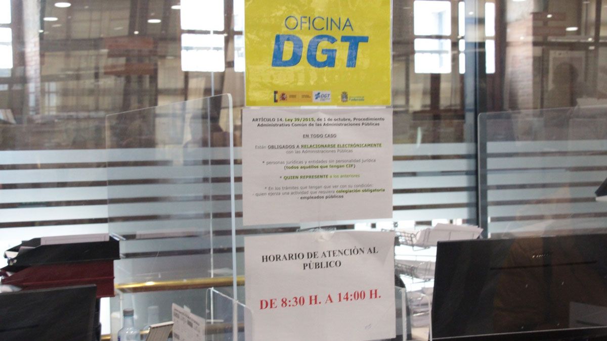 Nuevas oficinas para tramitar documentos de la DGT en Ponferrada.