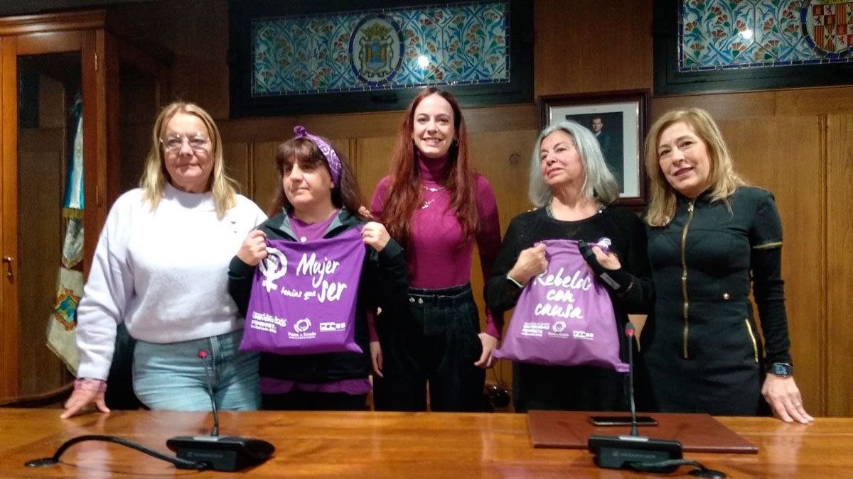 Acto institucional del Día de la Mujer en Ponferrada.