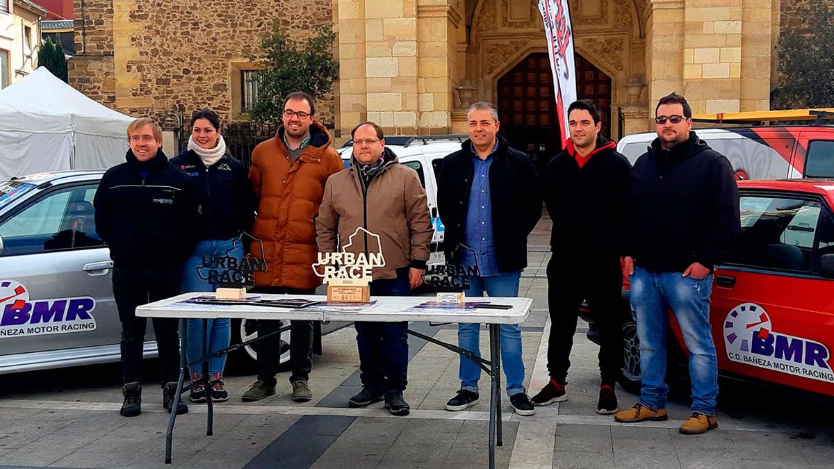 Un instante de la presentación de la prueba en La Bañeza. | L.N.C. Un instante de la presentación de la prueba en La Bañeza. | L.N.C.
