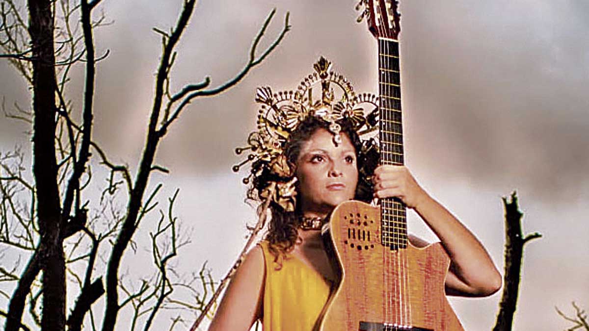 María Moztezuma es la creadora de un ‘gémero’ propio, el llamado sonido raizoso, que trae a la Xana | L.N.C. María Moztezuma es la creadora de un ‘gémero’ propio, el llamado sonido raizoso, que trae a la Xana | L.N.C.