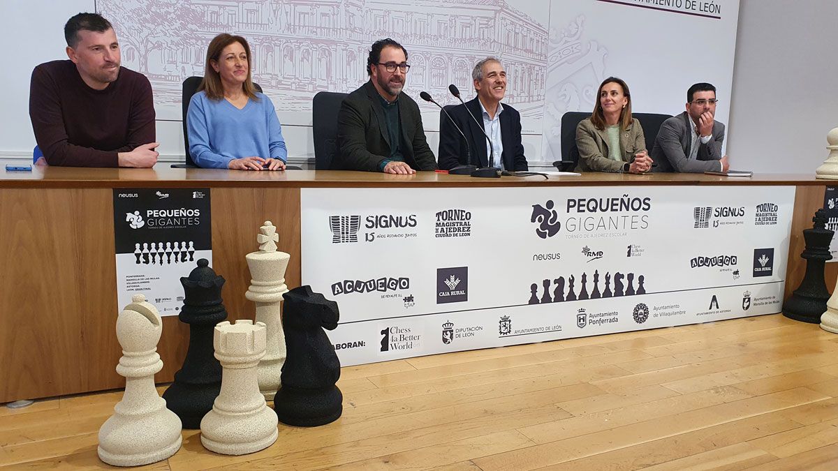 Presentación del torneo en el Ayuntamiento. | L.N.C.