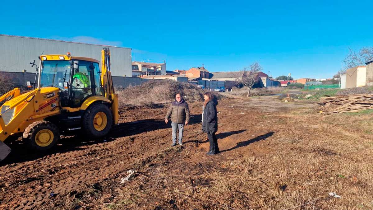 En la zona de la calle Armonía ya han comenzado los trabajos. | ABAJO