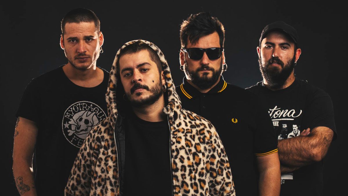 Miembros de Ella La Rabia que subirán a escena su música. Miembros de Ella La Rabia que subirán a escena su música.