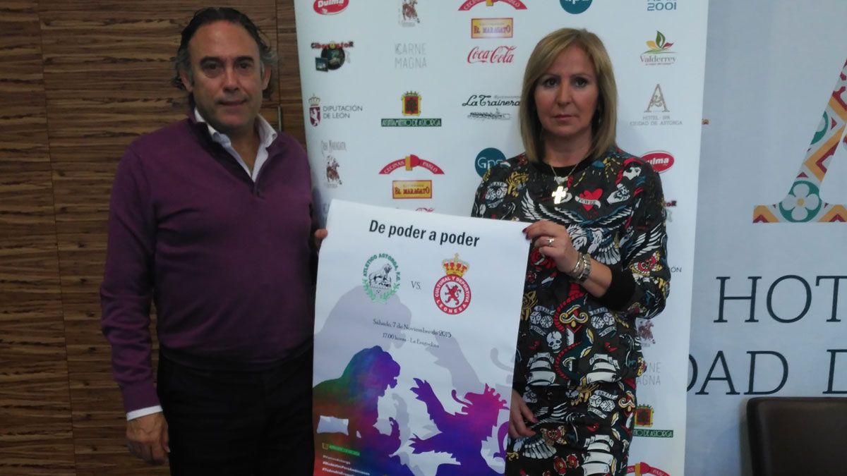 Presentación del derbi este miércoles en Astorga, con presencia de Felipe Llamazares y Sagrario González. | P.F.