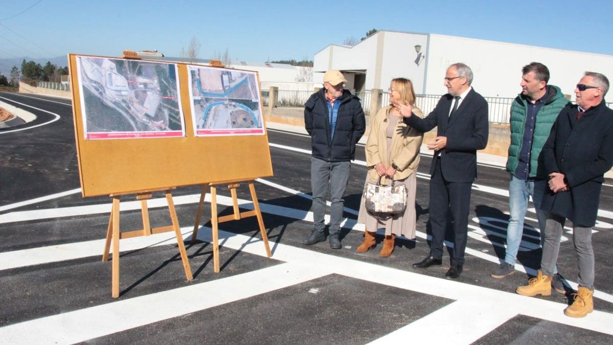 Inauguración de las obras del vial de La Llanada. Inauguración de las obras del vial de La Llanada.