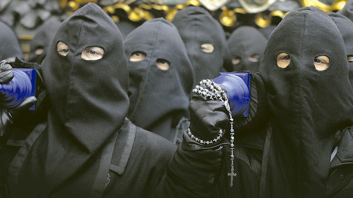 Imagen de archivo de unos papones de Semana Santa | L.N.C.