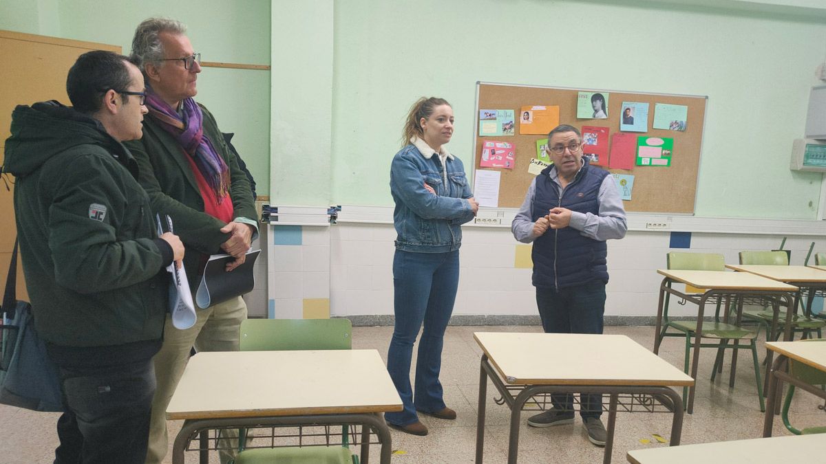 Ester Muñoz durante su visita al Instituto Padre Isla de la capital leonesa. | L.N.C.