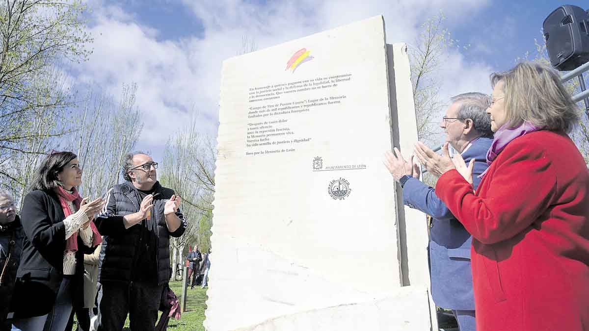 El monumento es obra del Centro de Oficios y Artes Plásticas. | JESÚS F. SALVADORES