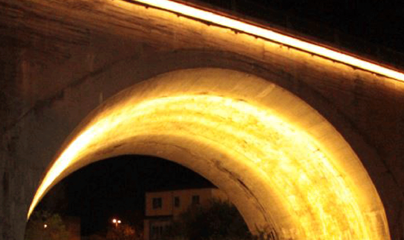Imagen del puente de La Puebla, conocido como puente Cubelos.