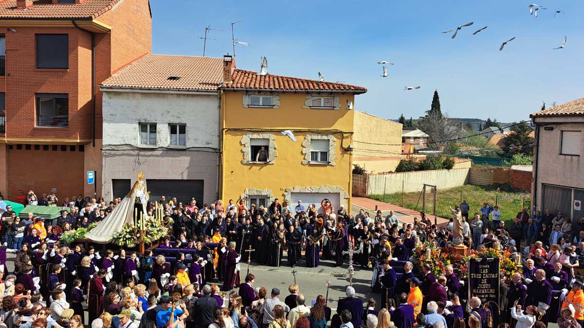 Encuentro de Resurrección de San Andrés del Rabanedo. | L.N.C. Encuentro de Resurrección de San Andrés del Rabanedo. | L.N.C.