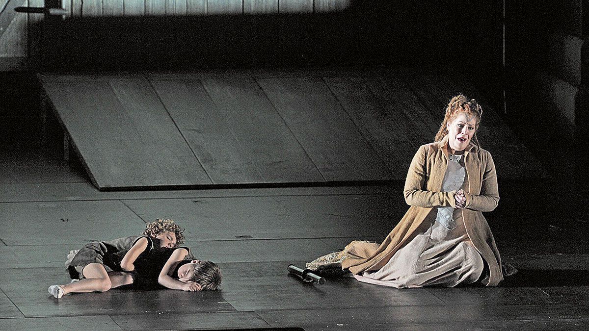 Un momento de la representación de ‘Norma’ con la soprano Sondra Radvanovsky. | LICEU DE BARCELONA