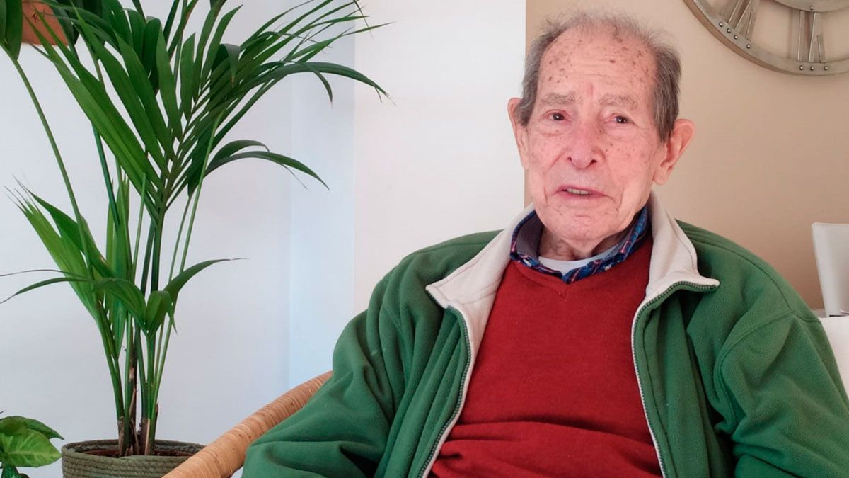 El protagonista del texto, el jesuita antisistema, Javier Domínguez, fallecido este 10 de marzo en Ponferrada. 