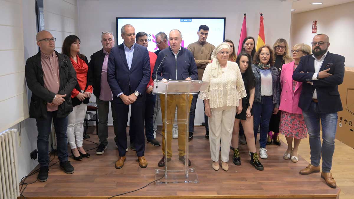 Presentación de la candidatura de UPL para el Ayuntamiento de León. | JESÚS F. SALVADORES