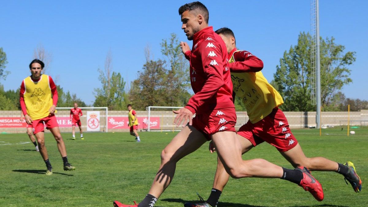 Querol durante un entrenamiento con la Cultural. / CYDL
