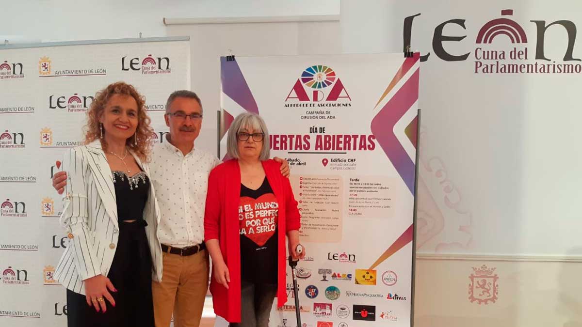 Margarita Crespo, Nicanor Pastrana y Belén Arén tras la presentación de la jornada | L.N.C.