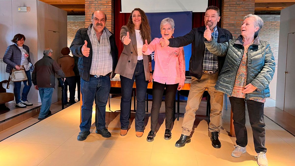 Presentación de la candidatura del PP en Toreno.