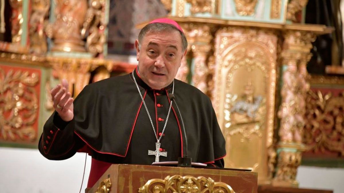 El obispo De las Heras participará en un filandón junto a José María Martínez y Fulgencio Fernández. | L.N.C.