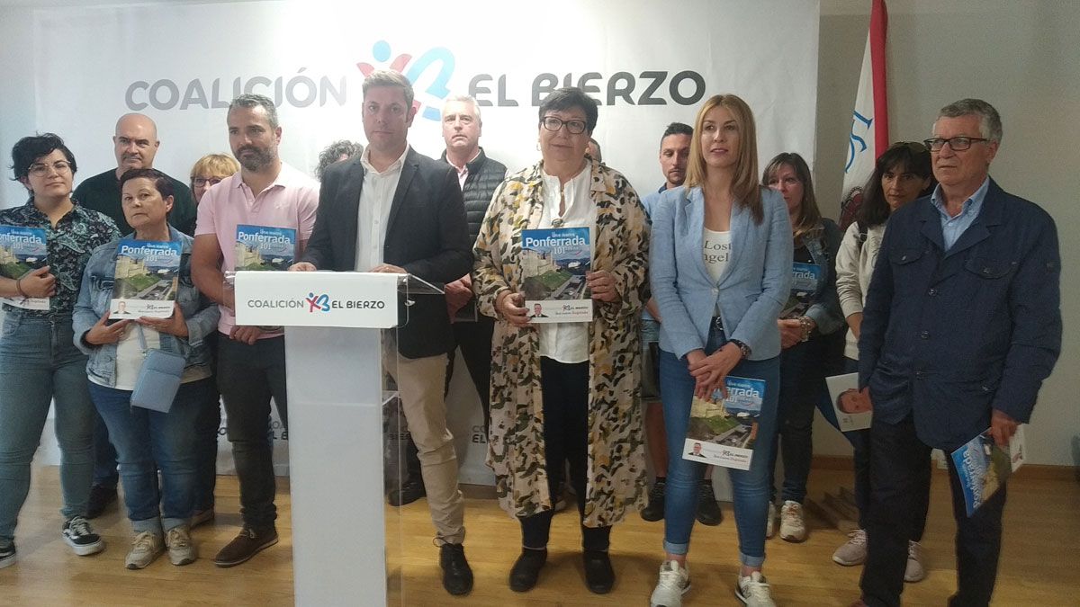 Presentación del programa de CB con los candidatos de su lista. | MAR IGLESIAS