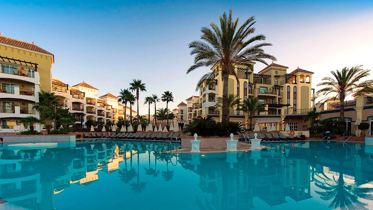 Imagen del complejo donde Alonso Sutil tiene un apartamento en ‘multipropiedad’. | MARRIOT'S PLAYA ANDALUZA