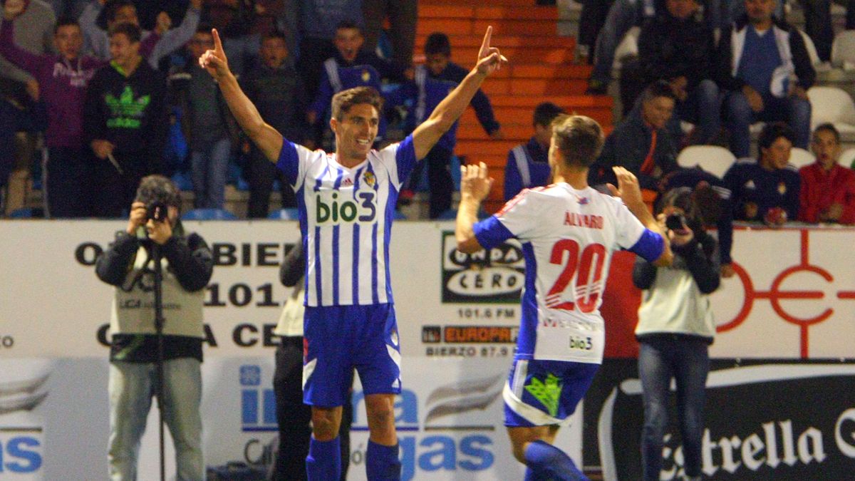 Berrocal celebra un gol en El Toralín. | CÉSAR SÁNCHEZ