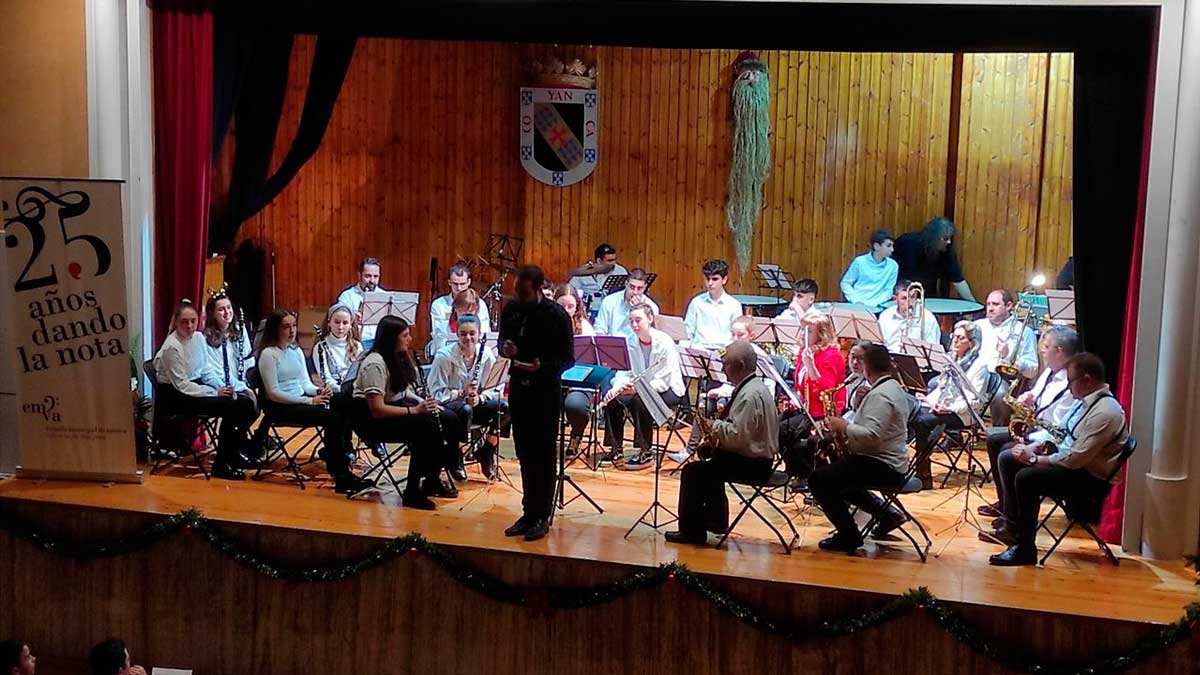 Una de las actuaciones de la Escuela Municipal de Música coyantina. | L.N.C.