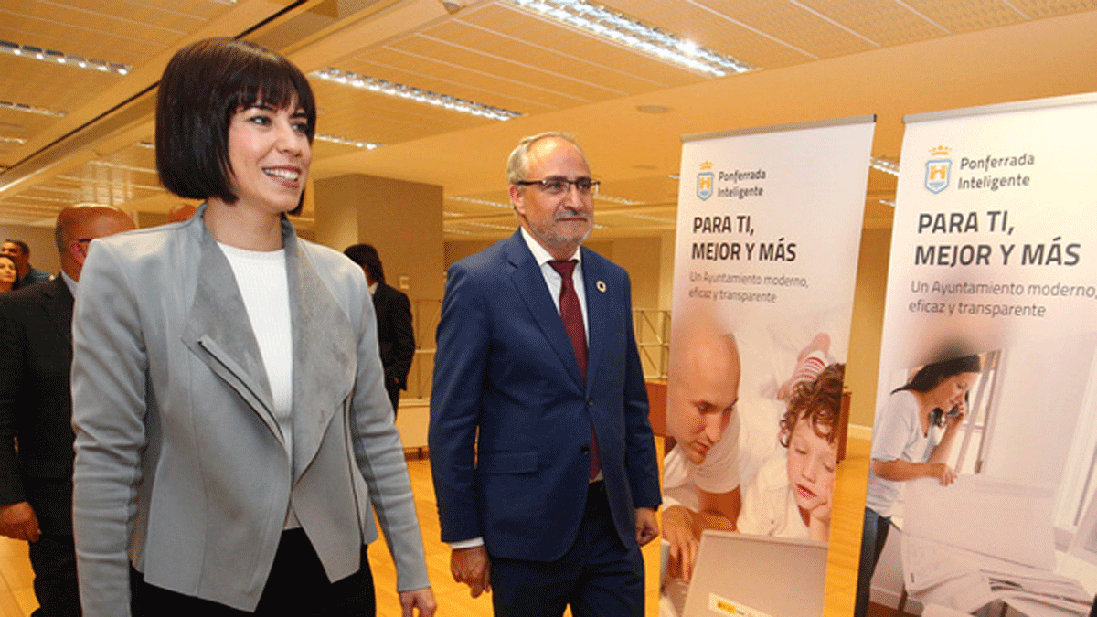 Visita de la ministra Diana Morant al Pabellón de Mandos de Ciuden junto a Olegario Ramón.