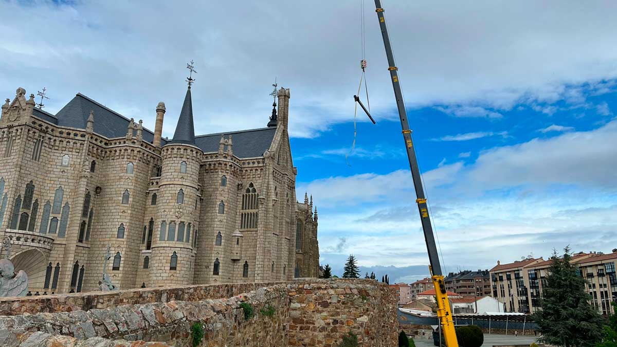 obras-ascensor-palacio-episcopal-18052023.jpg