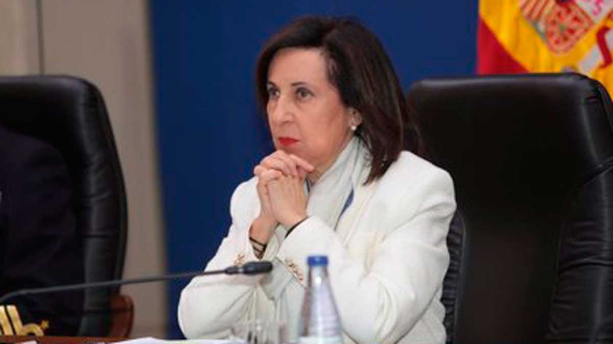 La ministra de Defensa, Margarita Robles, visita el sábado La Bañeza. | EP