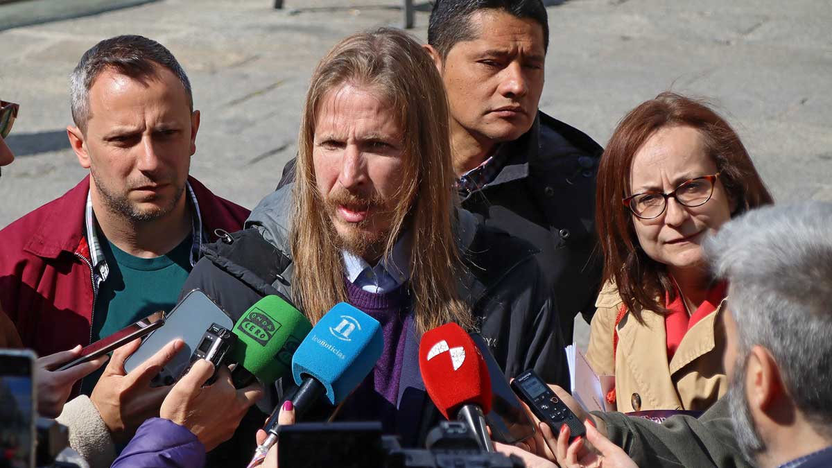 Nael Blanco, Pablo Fernández y Carmen Franganillo. | PEIO GARCÍA (ICAL)