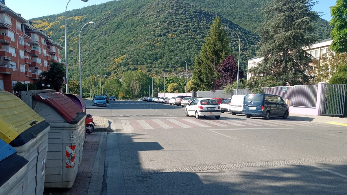 Zona en la que faltan aparcamientos, según Bierzo Ya.